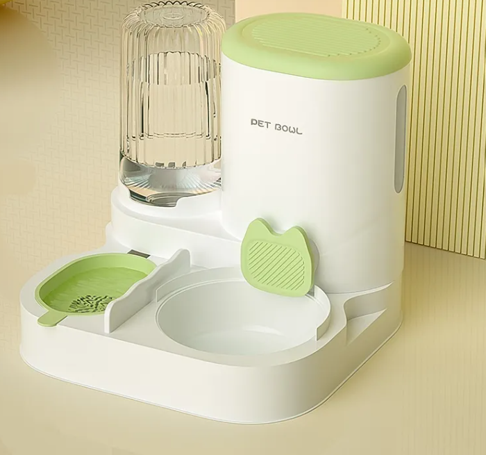 feline's Cat Feeder & Fountain