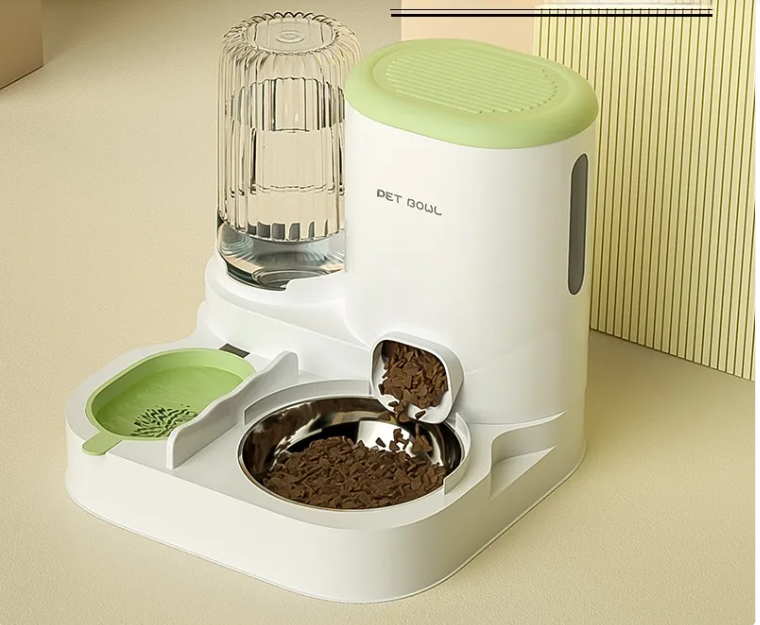 feline's Cat Feeder & Fountain